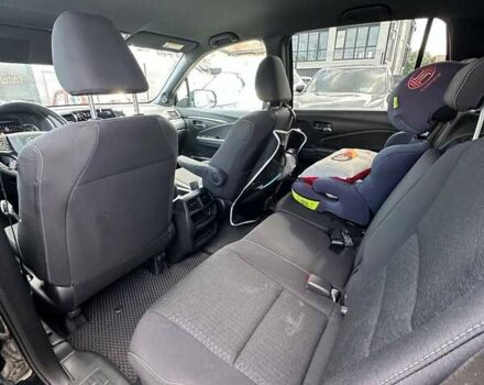 Черный Хонда Пасспорт, объемом двигателя 3.47 л и пробегом 45 тыс. км за 22500 $, фото 6 на Automoto.ua