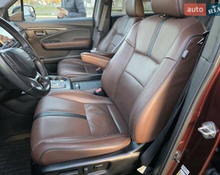 Красный Хонда Пасспорт, объемом двигателя 3.47 л и пробегом 87 тыс. км за 21999 $, фото 40 на Automoto.ua