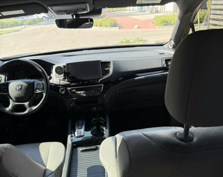 Сірий Хонда Пасспорт, об'ємом двигуна 3.47 л та пробігом 73 тис. км за 25000 $, фото 18 на Automoto.ua