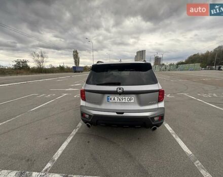 Серый Хонда Пасспорт, объемом двигателя 3.47 л и пробегом 57 тыс. км за 32000 $, фото 2 на Automoto.ua