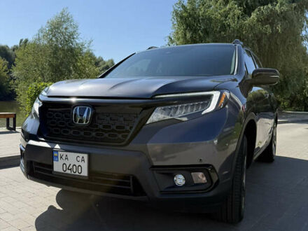 Серый Хонда Пасспорт, объемом двигателя 3.47 л и пробегом 73 тыс. км за 25000 $, фото 1 на Automoto.ua