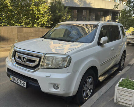 Білий Хонда Пілот, об'ємом двигуна 0 л та пробігом 121 тис. км за 15000 $, фото 2 на Automoto.ua