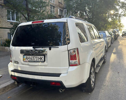 Білий Хонда Пілот, об'ємом двигуна 0 л та пробігом 121 тис. км за 15000 $, фото 6 на Automoto.ua