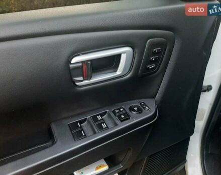 Білий Хонда Пілот, об'ємом двигуна 3.5 л та пробігом 271 тис. км за 17700 $, фото 10 на Automoto.ua