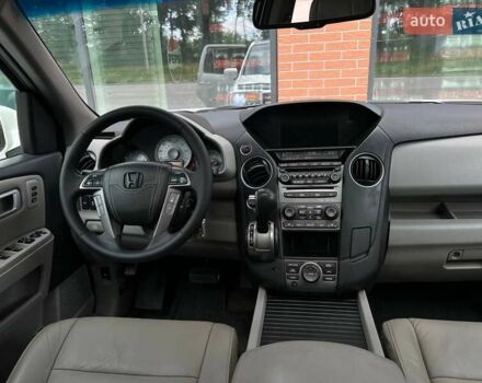 Хонда Пилот 2014 в Киеве на Automoto.ua Белый Хонда Пилот, объемом двигателя 3.5 л и пробегом 262 тыс. км за 12990 $, фото 54 на Automoto.ua