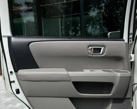 Хонда Пилот 2014 в Киеве на Automoto.ua Белый Хонда Пилот, объемом двигателя 3.5 л и пробегом 262 тыс. км за 12990 $, фото 46 на Automoto.ua