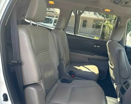 Белый Хонда Пилот, объемом двигателя 3.5 л и пробегом 70 тыс. км за 15000 $, фото 11 на Automoto.ua