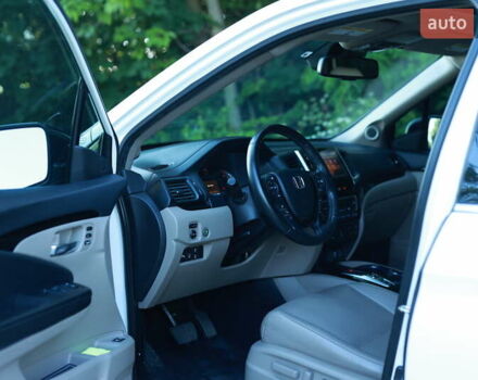 Білий Хонда Пілот, об'ємом двигуна 3.5 л та пробігом 117 тис. км за 22500 $, фото 22 на Automoto.ua