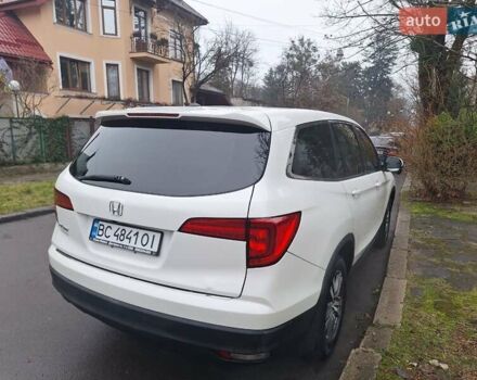 Белый Хонда Пилот, объемом двигателя 3.47 л и пробегом 273 тыс. км за 19700 $, фото 17 на Automoto.ua