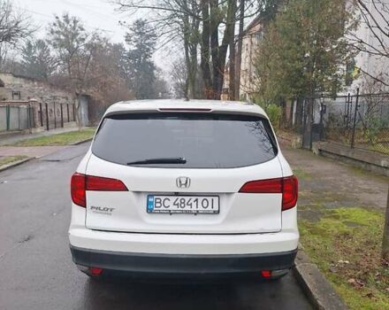 Белый Хонда Пилот, объемом двигателя 3.47 л и пробегом 273 тыс. км за 19700 $, фото 16 на Automoto.ua