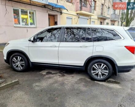 Белый Хонда Пилот, объемом двигателя 3.47 л и пробегом 273 тыс. км за 19700 $, фото 11 на Automoto.ua