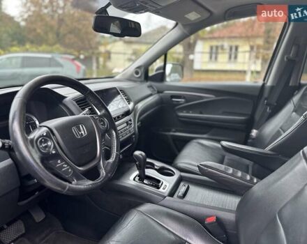 Хонда Пилот 2018 в Полтаве на Automoto.ua Белый Хонда Пилот, объемом двигателя 3.47 л и пробегом 190 тыс. км за 21500 $, фото 7 на Automoto.ua