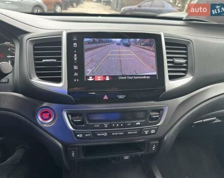 Хонда Пилот 2018 в Полтаве на Automoto.ua Белый Хонда Пилот, объемом двигателя 3.47 л и пробегом 190 тыс. км за 21500 $, фото 11 на Automoto.ua