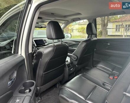 Білий Хонда Пілот, об'ємом двигуна 3.47 л та пробігом 190 тис. км за 20900 $, фото 12 на Automoto.ua