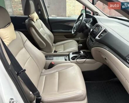 Белый Хонда Пилот, объемом двигателя 3.5 л и пробегом 125 тыс. км за 20500 $, фото 15 на Automoto.ua