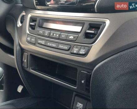 Белый Хонда Пилот, объемом двигателя 3.5 л и пробегом 20 тыс. км за 32000 $, фото 19 на Automoto.ua