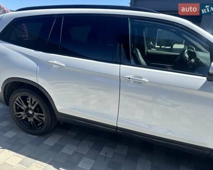 Білий Хонда Пілот, об'ємом двигуна 3.47 л та пробігом 51 тис. км за 34000 $, фото 28 на Automoto.ua