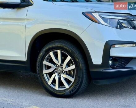 Белый Хонда Пилот, объемом двигателя 3.47 л и пробегом 151 тыс. км за 27000 $, фото 7 на Automoto.ua