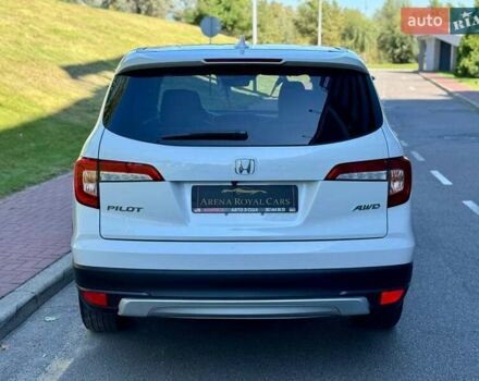 Белый Хонда Пилот, объемом двигателя 3.47 л и пробегом 151 тыс. км за 27000 $, фото 10 на Automoto.ua