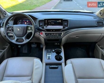 Белый Хонда Пилот, объемом двигателя 3.47 л и пробегом 151 тыс. км за 27000 $, фото 31 на Automoto.ua