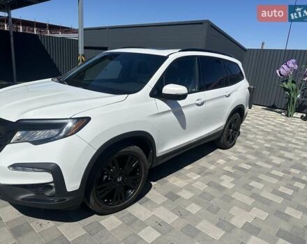 Білий Хонда Пілот, об'ємом двигуна 3.47 л та пробігом 51 тис. км за 34000 $, фото 2 на Automoto.ua