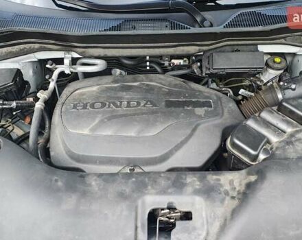 Білий Хонда Пілот, об'ємом двигуна 3.47 л та пробігом 86 тис. км за 31200 $, фото 19 на Automoto.ua