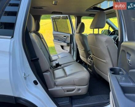 Белый Хонда Пилот, объемом двигателя 3.47 л и пробегом 151 тыс. км за 27000 $, фото 25 на Automoto.ua