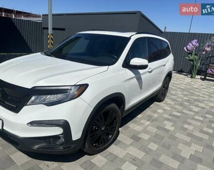 Білий Хонда Пілот, об'ємом двигуна 3.47 л та пробігом 51 тис. км за 34000 $, фото 4 на Automoto.ua