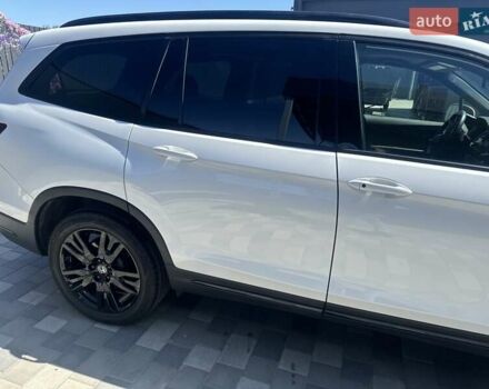Білий Хонда Пілот, об'ємом двигуна 3.47 л та пробігом 51 тис. км за 34000 $, фото 29 на Automoto.ua
