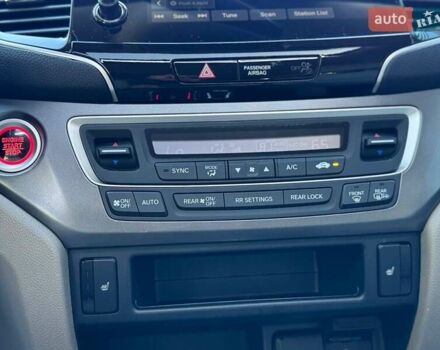 Белый Хонда Пилот, объемом двигателя 3.47 л и пробегом 151 тыс. км за 27000 $, фото 34 на Automoto.ua