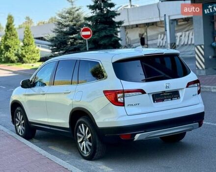 Белый Хонда Пилот, объемом двигателя 3.47 л и пробегом 151 тыс. км за 27000 $, фото 12 на Automoto.ua