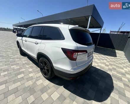 Білий Хонда Пілот, об'ємом двигуна 3.47 л та пробігом 51 тис. км за 34000 $, фото 126 на Automoto.ua