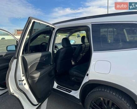 Белый Хонда Пилот, объемом двигателя 3.5 л и пробегом 14 тыс. км за 32890 $, фото 33 на Automoto.ua