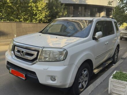 Білий Хонда Пілот, об'ємом двигуна 3.5 л та пробігом 119 тис. км за 16500 $, фото 1 на Automoto.ua