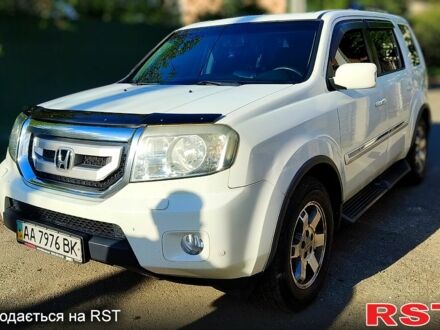 Хонда Пилот 2011 в Киеве на Automoto.ua Белый Хонда Пилот, объемом двигателя 3.5 л и пробегом 200 тыс. км за 14000 $, фото 1 на Automoto.ua