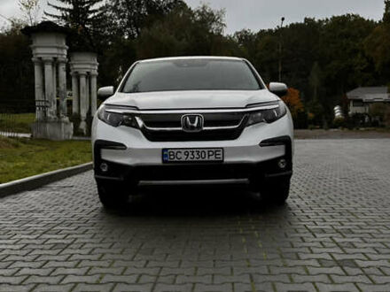 Білий Хонда Пілот, об'ємом двигуна 3.5 л та пробігом 20 тис. км за 32000 $, фото 1 на Automoto.ua