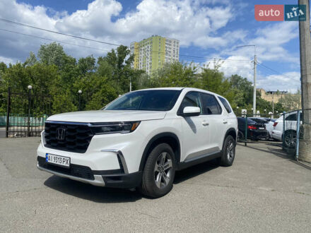 Хонда Пилот 2023 в Киеве на Automoto.ua Белый Хонда Пилот, объемом двигателя 3.47 л и пробегом 38 тыс. км за 43000 $, фото 1 на Automoto.ua