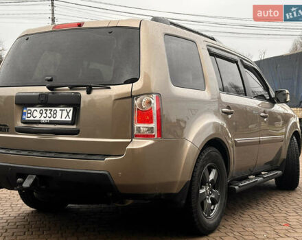 Бежевый Хонда Пилот, объемом двигателя 3.47 л и пробегом 222 тыс. км за 12700 $, фото 1 на Automoto.ua