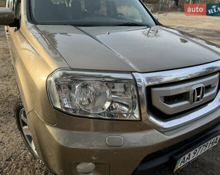 Бежевий Хонда Пілот, об'ємом двигуна 3.5 л та пробігом 230 тис. км за 11700 $, фото 2 на Automoto.ua