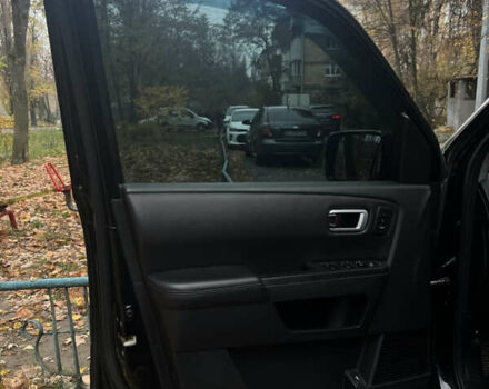 Черный Хонда Пилот, объемом двигателя 3.47 л и пробегом 251 тыс. км за 10500 $, фото 6 на Automoto.ua