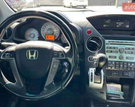Чорний Хонда Пілот, об'ємом двигуна 3.47 л та пробігом 331 тис. км за 13700 $, фото 10 на Automoto.ua