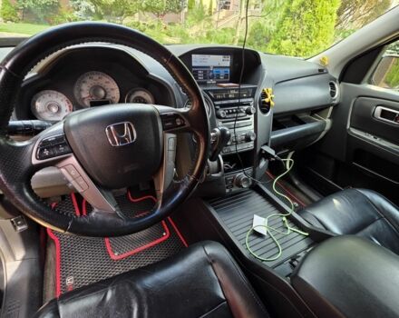 Черный Хонда Пилот, объемом двигателя 3.5 л и пробегом 267 тыс. км за 16500 $, фото 5 на Automoto.ua