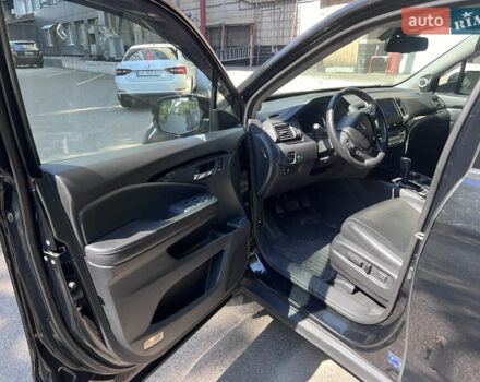 Черный Хонда Пилот, объемом двигателя 3 л и пробегом 192 тыс. км за 23499 $, фото 9 на Automoto.ua