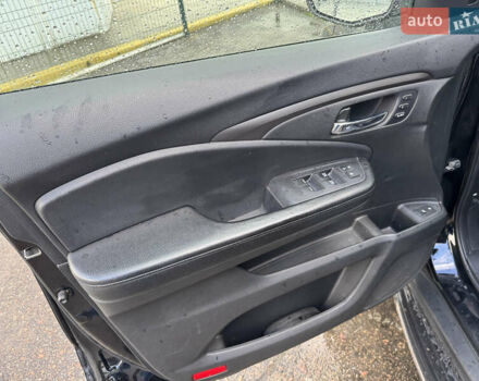 Чорний Хонда Пілот, об'ємом двигуна 3.47 л та пробігом 114 тис. км за 21990 $, фото 18 на Automoto.ua