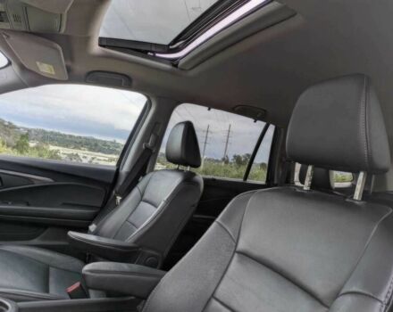 Чорний Хонда Пілот, об'ємом двигуна 3.5 л та пробігом 38 тис. км за 18000 $, фото 9 на Automoto.ua