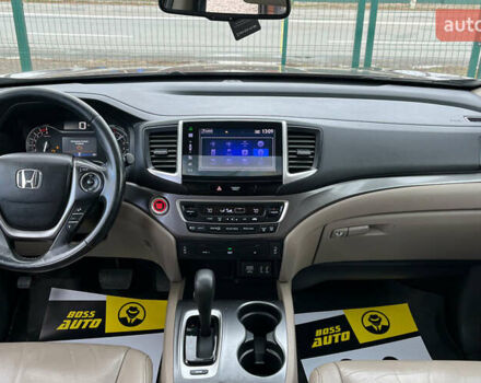 Красный Хонда Пилот, объемом двигателя 3.47 л и пробегом 246 тыс. км за 17300 $, фото 10 на Automoto.ua