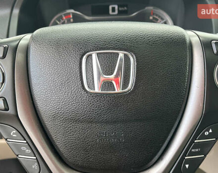 Красный Хонда Пилот, объемом двигателя 3.47 л и пробегом 246 тыс. км за 17300 $, фото 12 на Automoto.ua