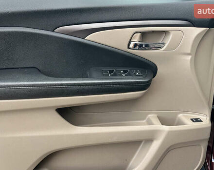 Красный Хонда Пилот, объемом двигателя 3.47 л и пробегом 246 тыс. км за 17300 $, фото 26 на Automoto.ua