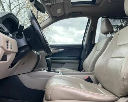 Красный Хонда Пилот, объемом двигателя 3.5 л и пробегом 246 тыс. км за 17300 $, фото 8 на Automoto.ua