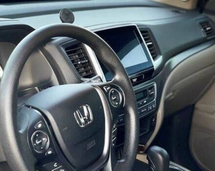 Красный Хонда Пилот, объемом двигателя 0 л и пробегом 180 тыс. км за 23400 $, фото 7 на Automoto.ua